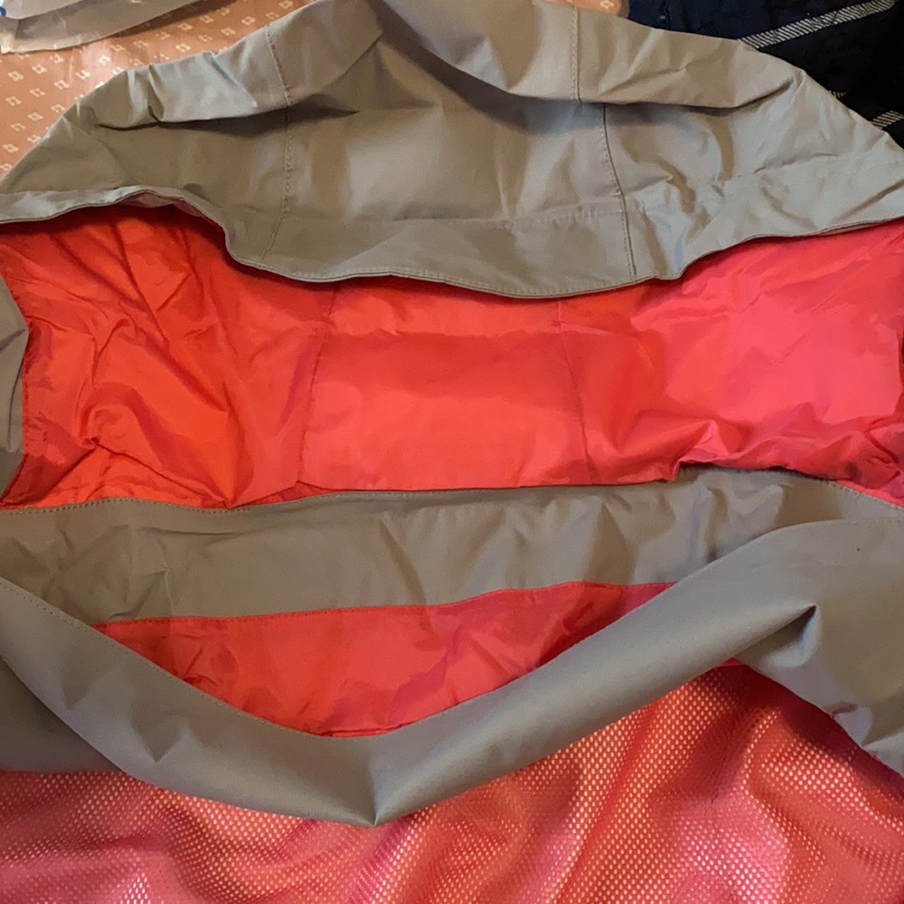 North Face Resolve Jacket - image 4